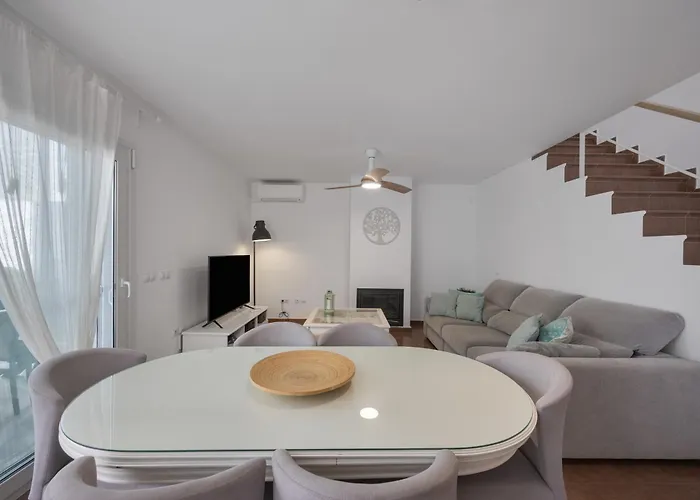 Acogedor Adosado Conil Holiday home *