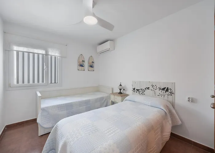 Acogedor Adosado Conil * Conil De La Frontera