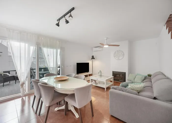 Acogedor Adosado Conil *