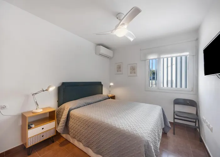 Acogedor Adosado Conil * 科尼尔-德拉弗龙特拉